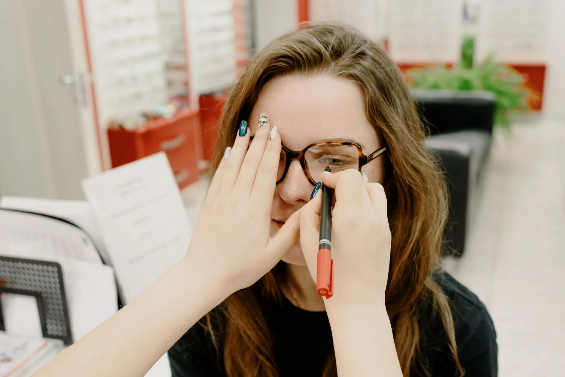 Lunetier à Verviers : savoir-faire opticien Opt'Inès